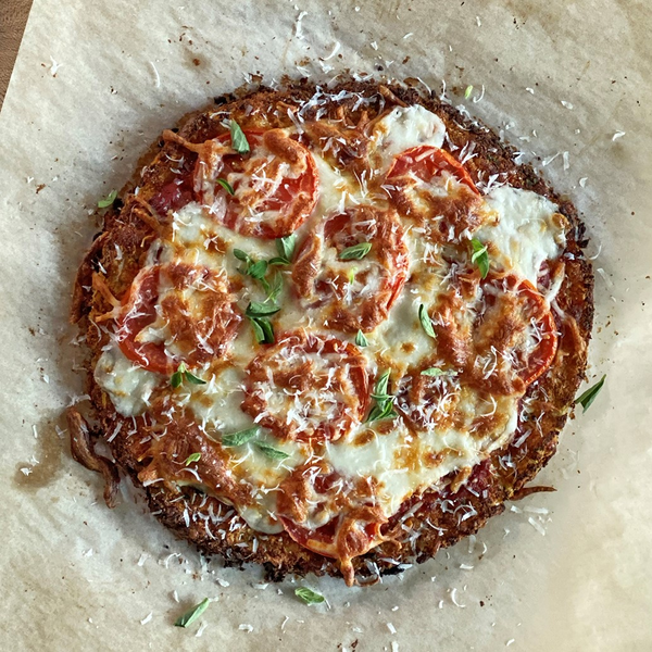 Cauliflower Pizza with Tomato and Basil
